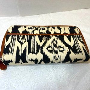 Giani Bernini Clutch Wallet Black White TWO Zippered Compartments 7.5"x4"